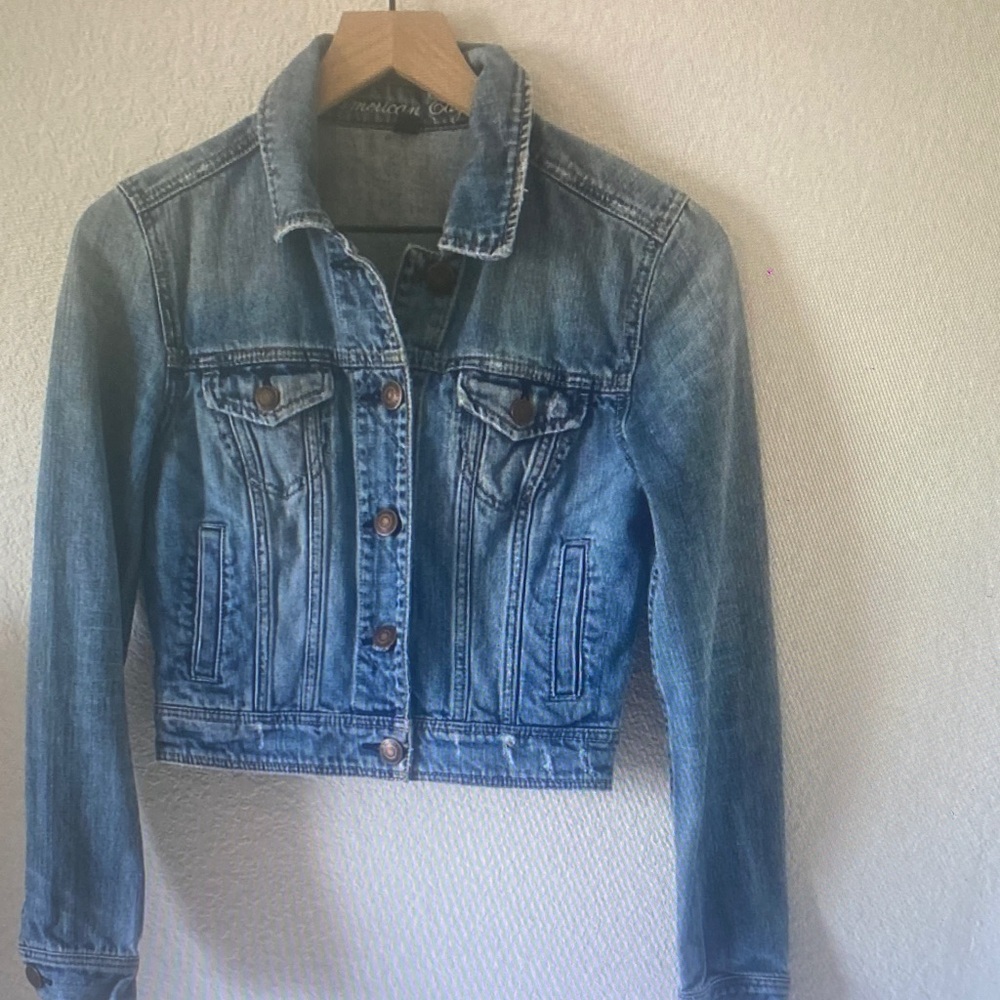 American Eagle Outfitters Light Blue Denim Jean Jacket
